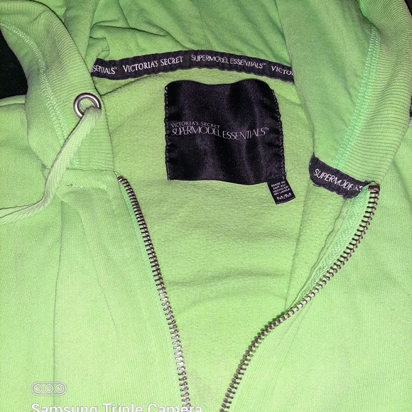 Victoria Secret sweater - Picture 3 of 4